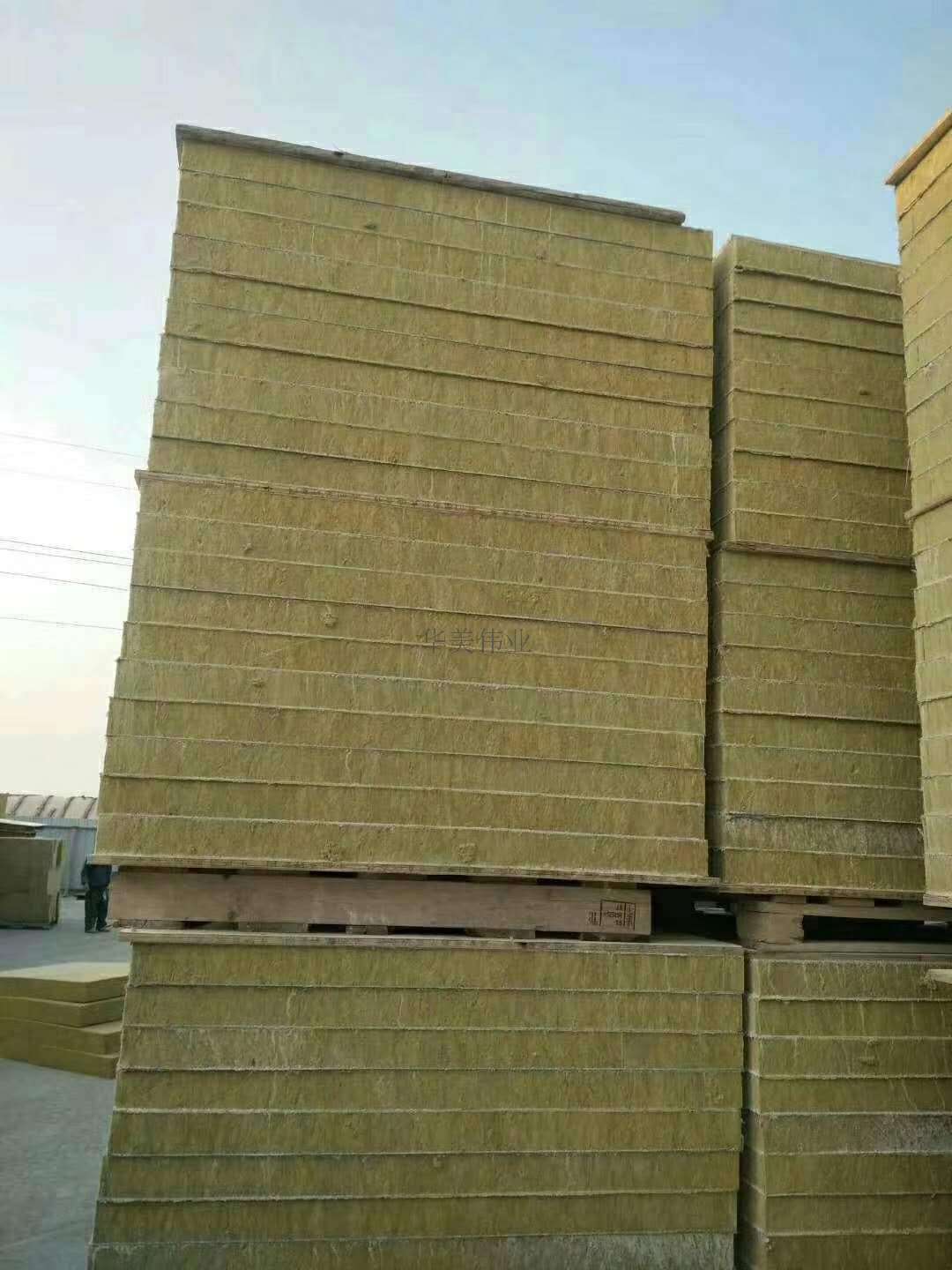 岩棉复合板保温层